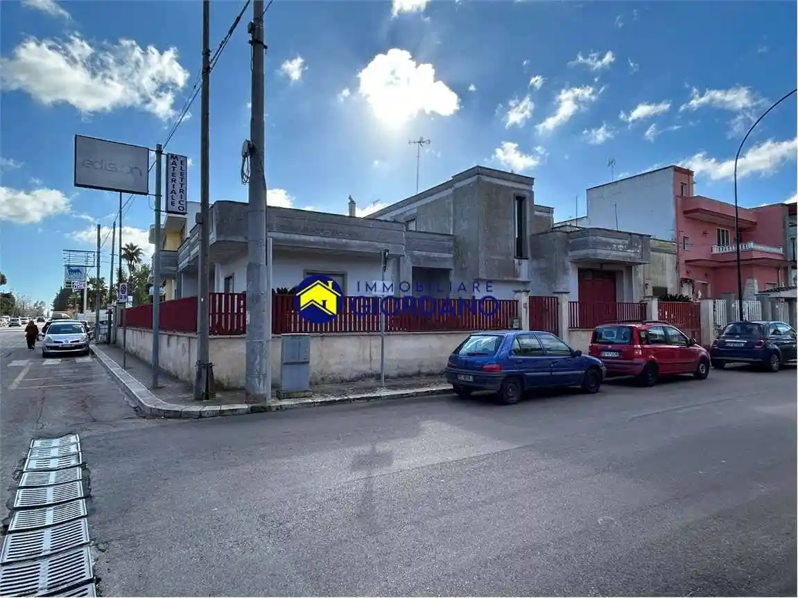 Villa in vendita a Squinzano