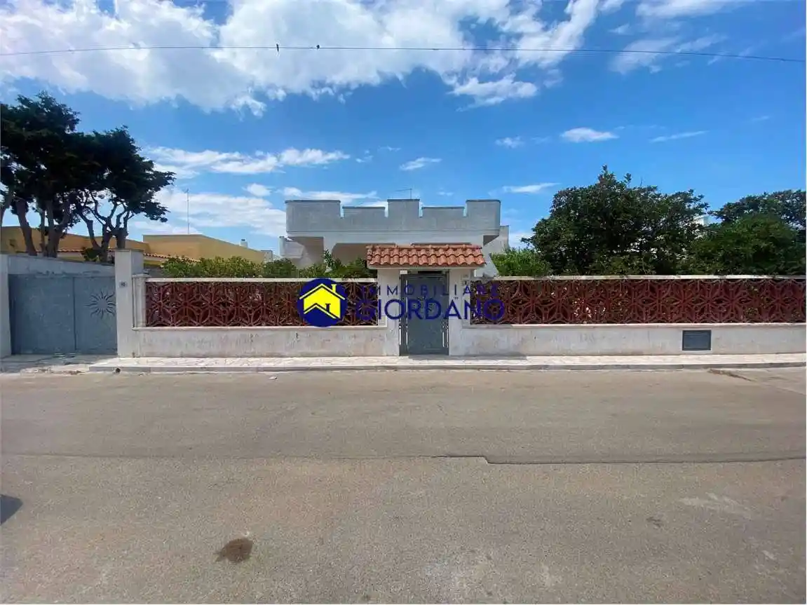 Villa in vendita a Squinzano