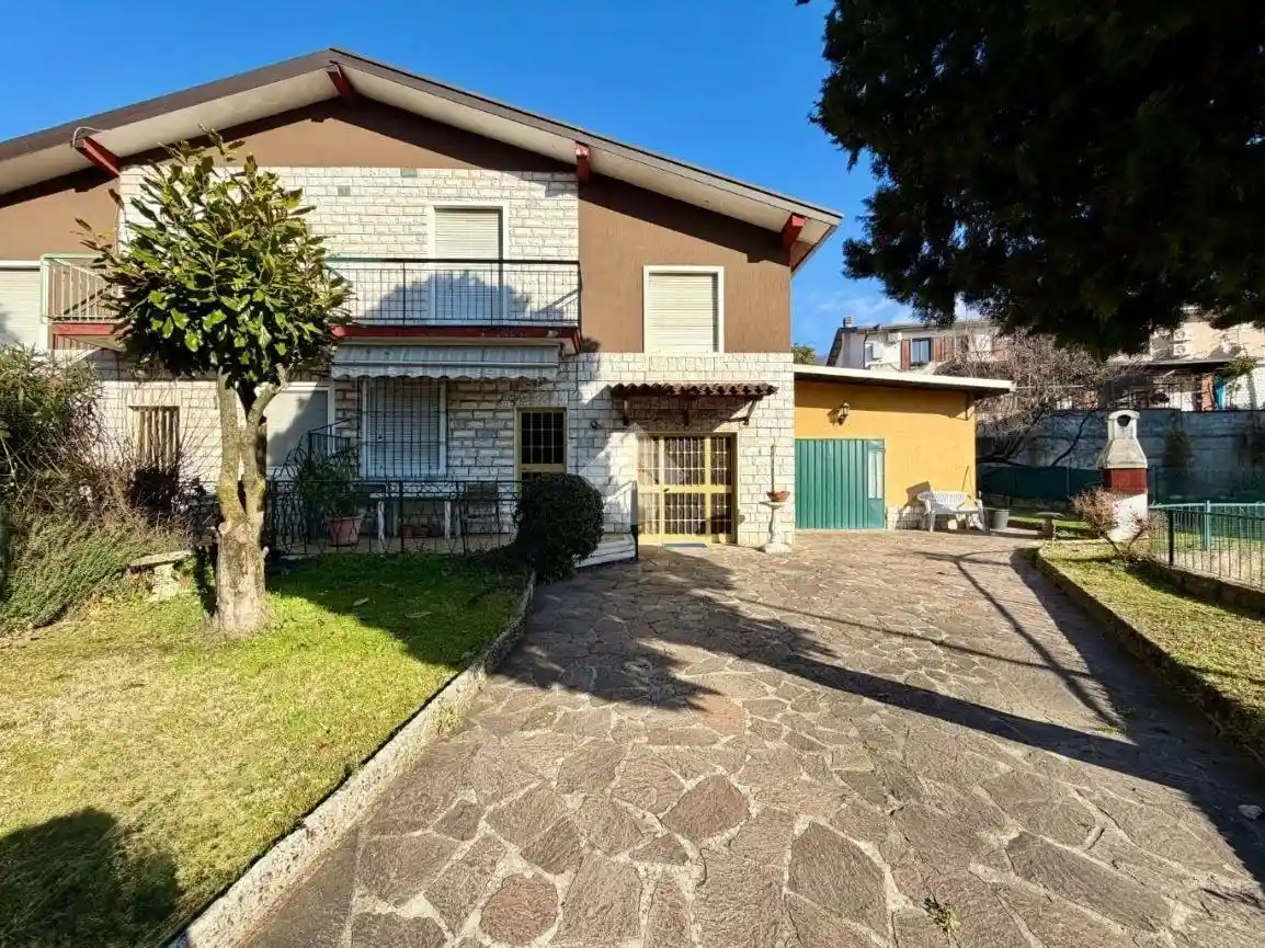 Villa in vendita a Concesio