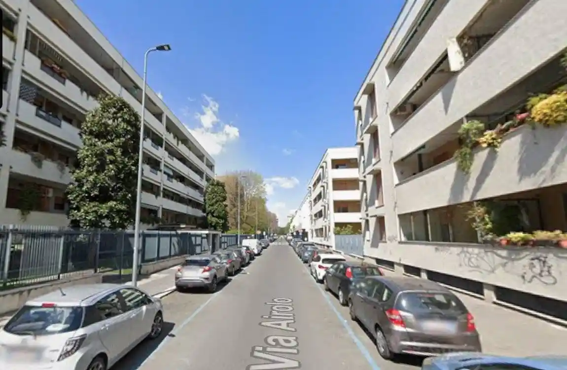 Casa indipendente in vendita a Milano