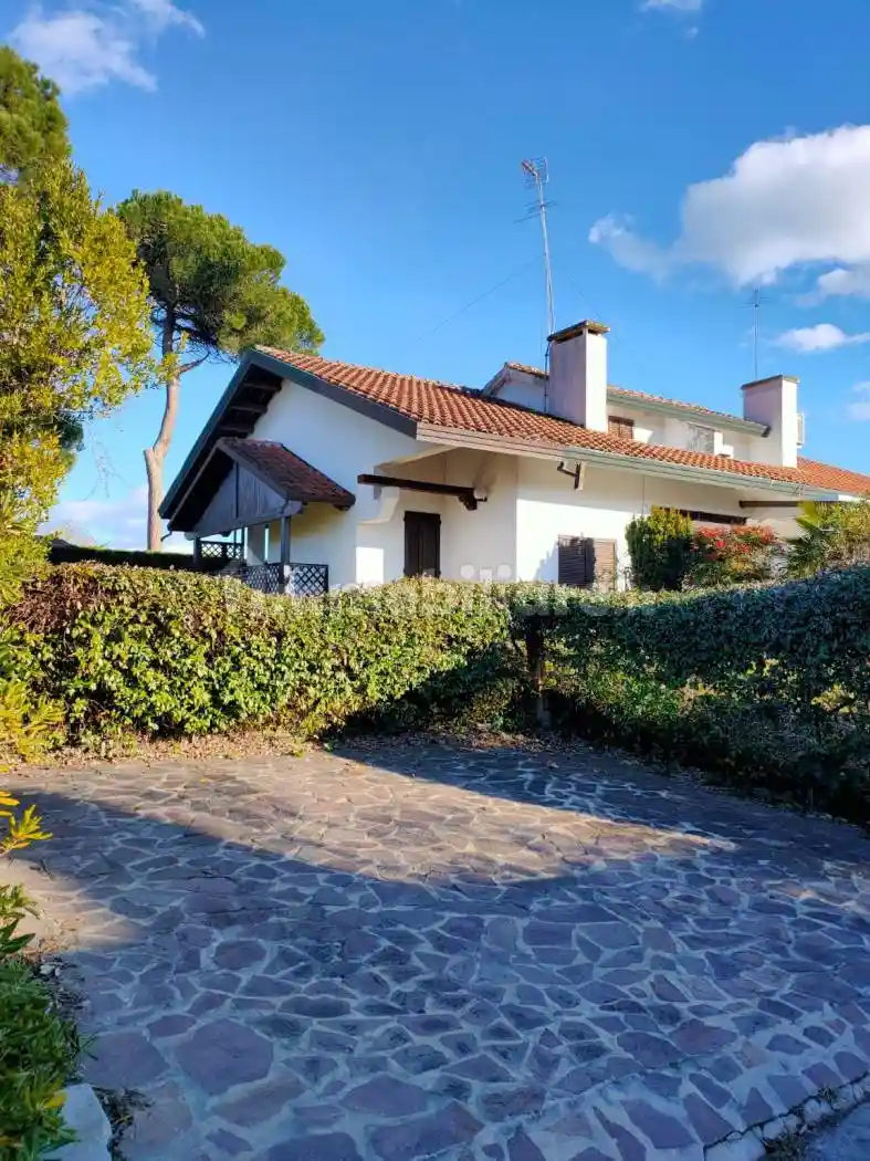 Villa in vendita a Rosolina