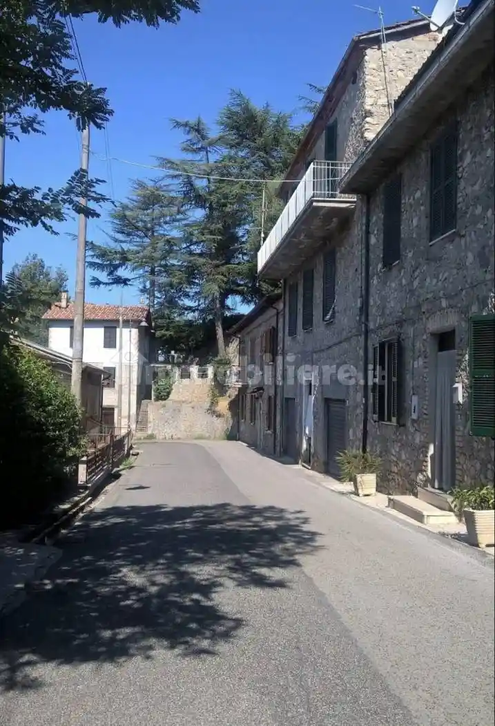 Appartamento in vendita a Roviano