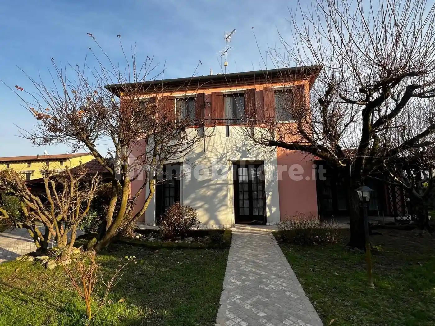 Villa in vendita a Santa Maria di Sala