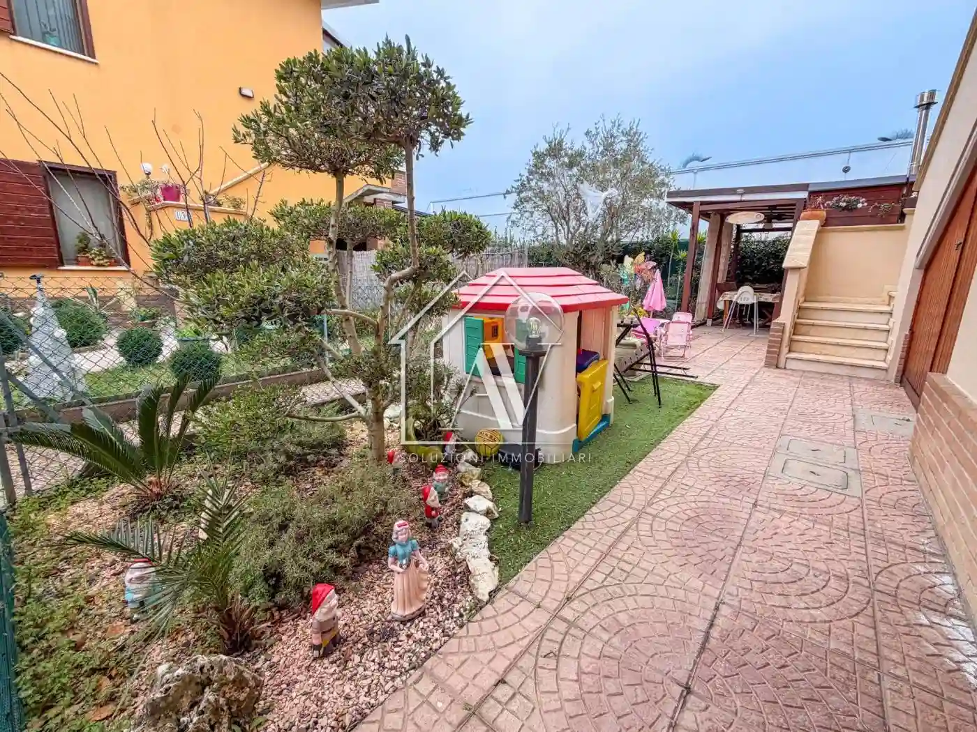 Villetta a schiera - foto 2