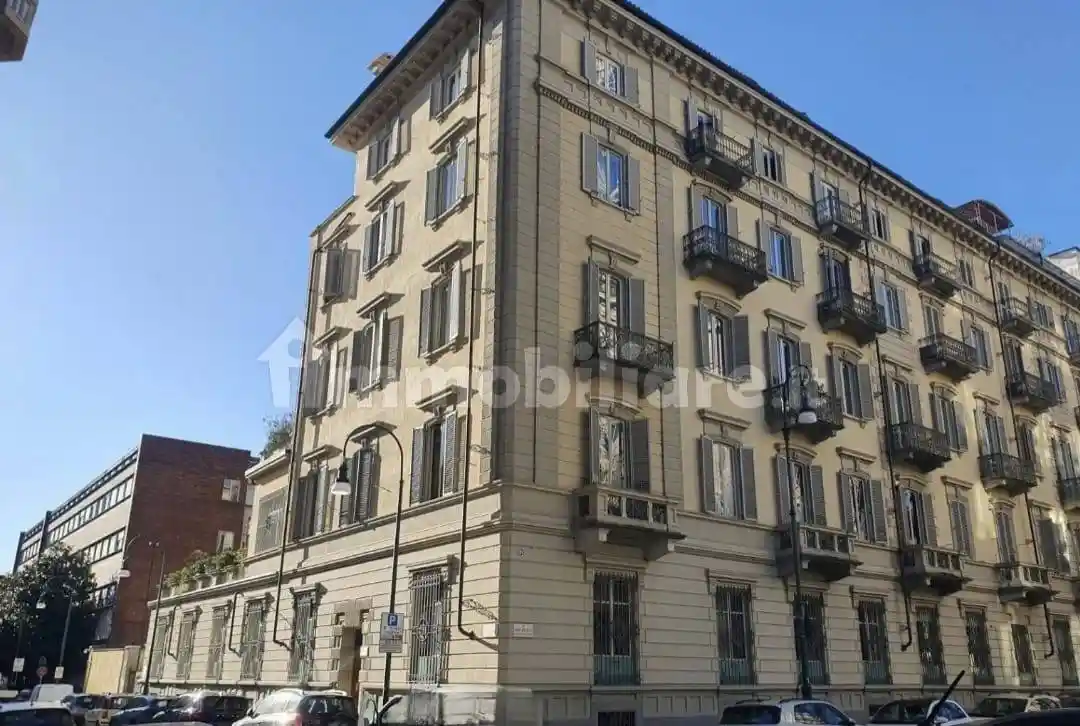 Appartamento in vendita a Torino