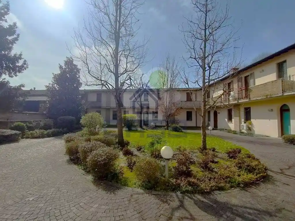 Appartamento in vendita a Piadena Drizzona