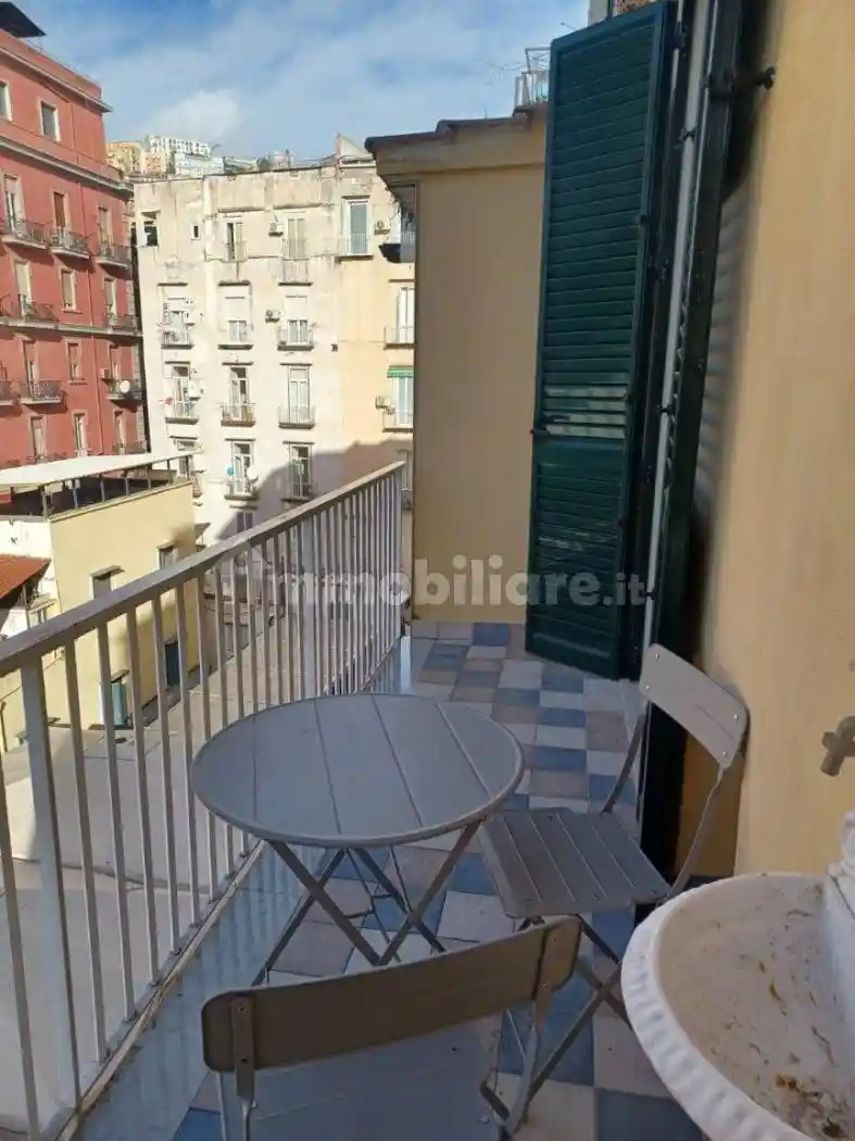 Appartamento in affitto a Napoli