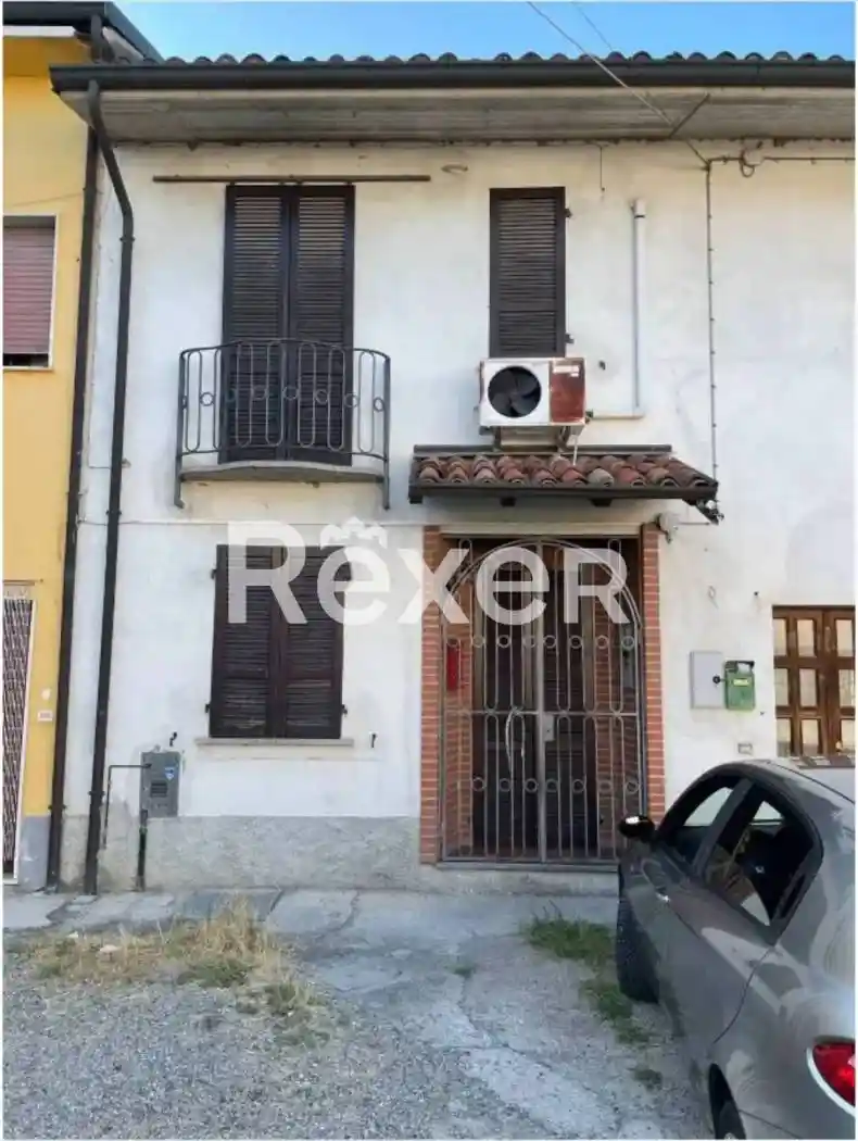 Casa indipendente in vendita a Chignolo Po