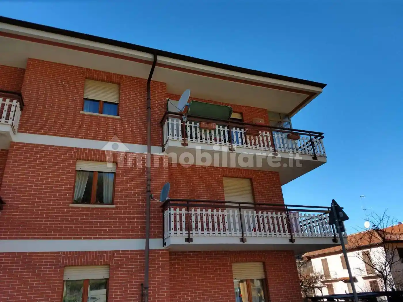 Appartamento in affitto a Rossana