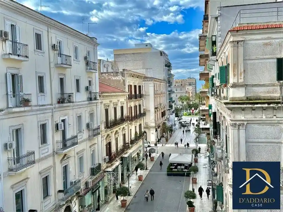Appartamento in vendita a Taranto