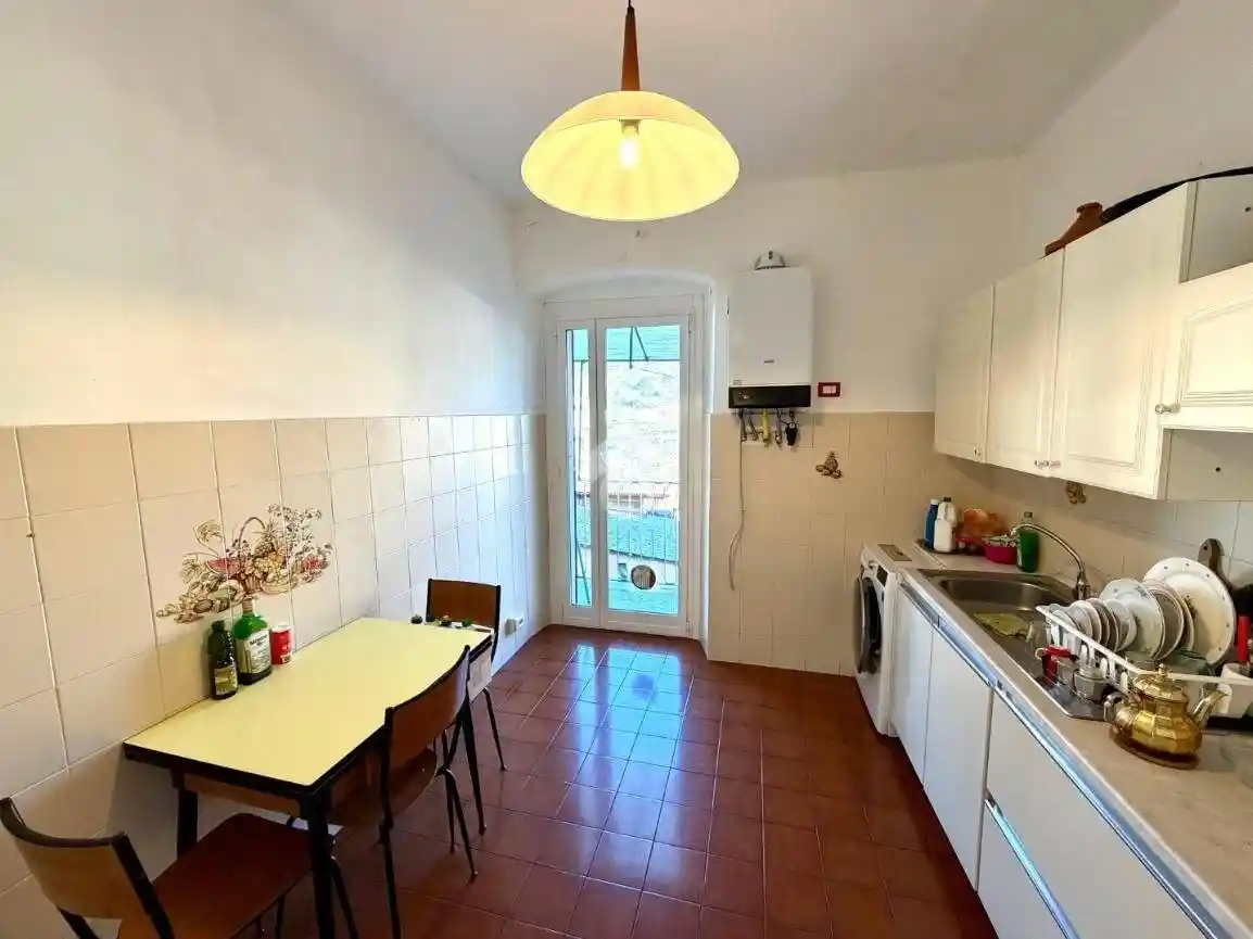 Appartamento in vendita a Genova