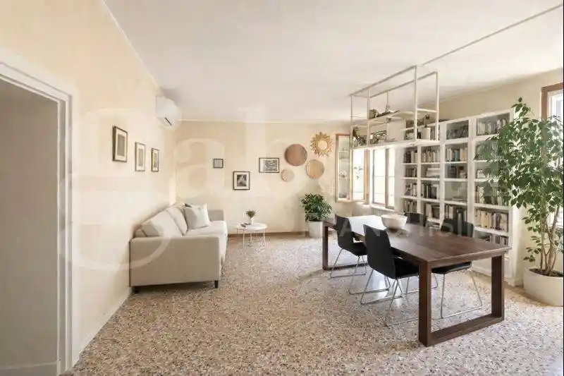 Appartamento in vendita a Venezia