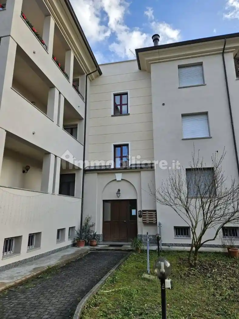 Appartamento in vendita a Varano de' Melegari