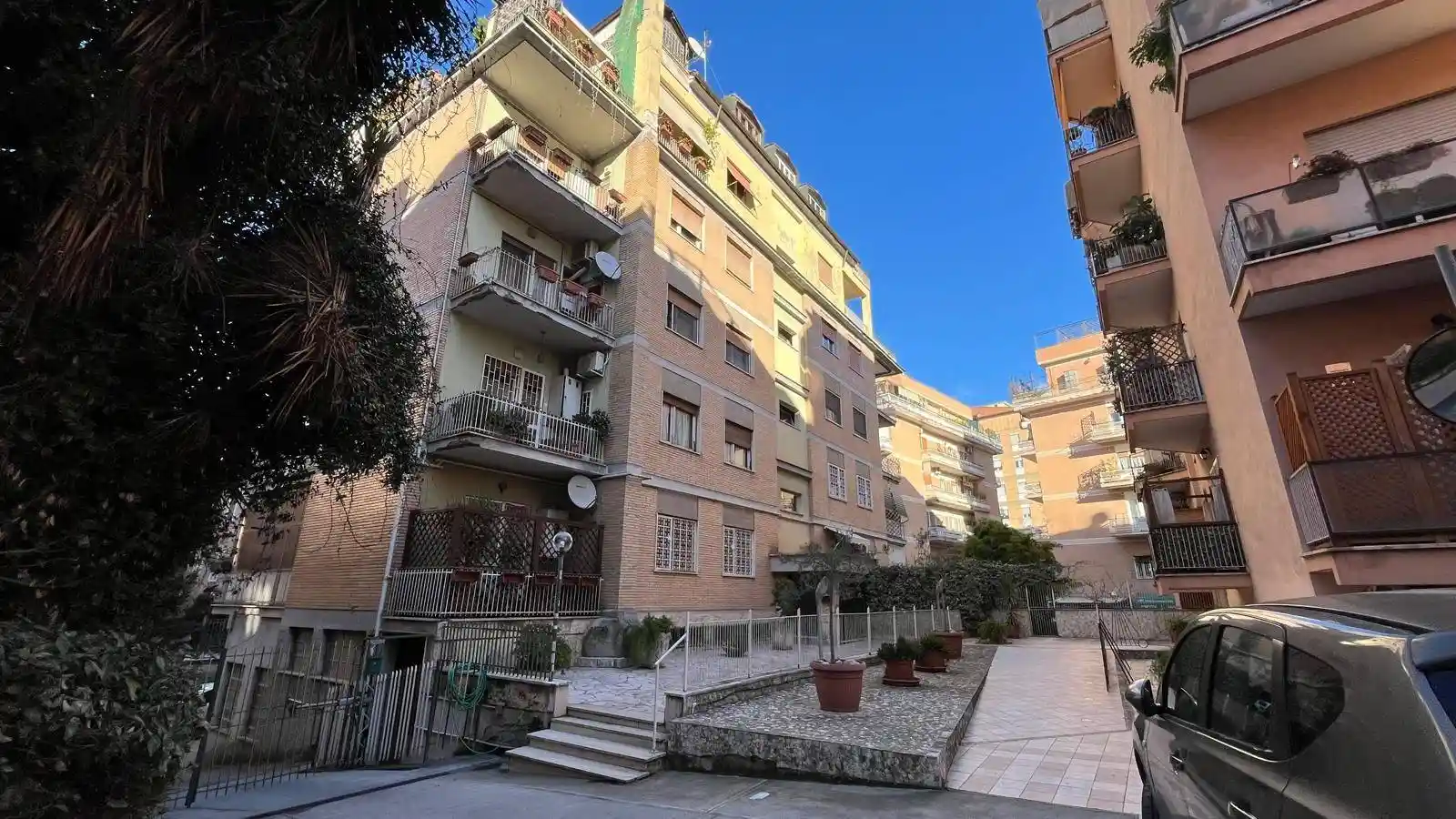 Appartamento in vendita a Roma