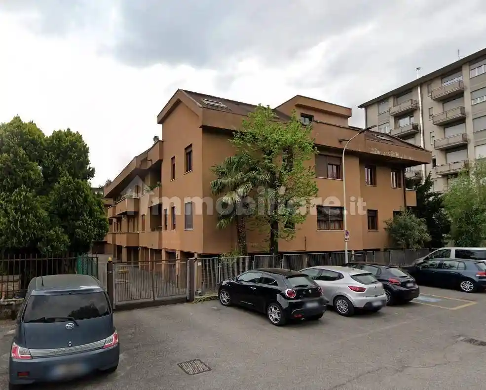Appartamento in vendita a Seregno