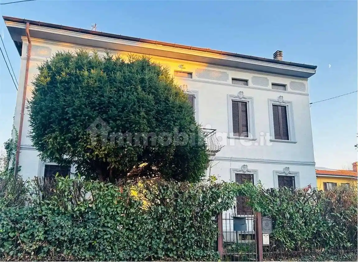 Villa in vendita a Milano