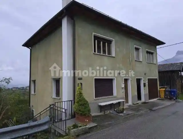 Appartamento in vendita a Sovramonte