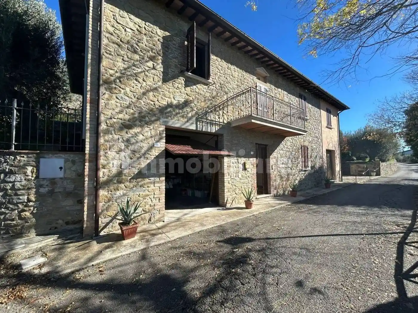 Rustico - Casale in vendita a Magione