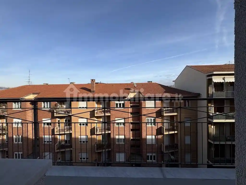 Appartamento in affitto a Alba