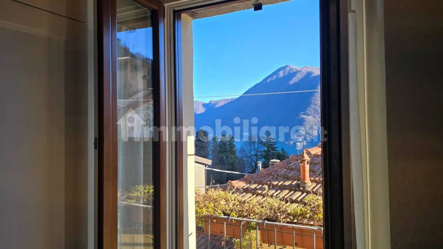 Casa indipendente in vendita a Dizzasco