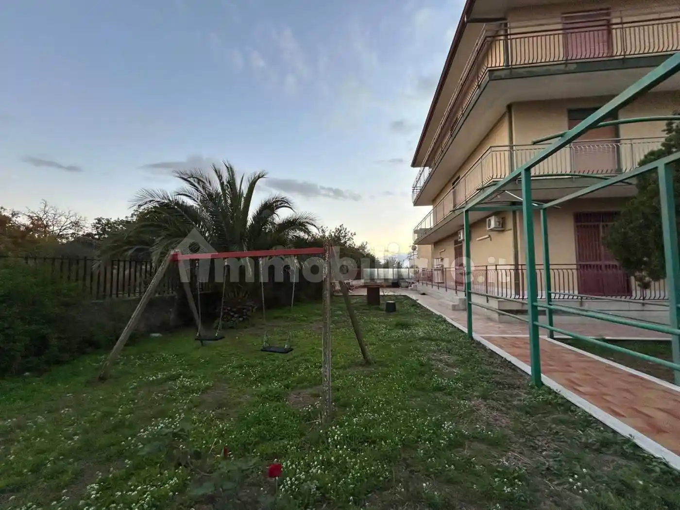 Appartamento in vendita a Camporotondo Etneo