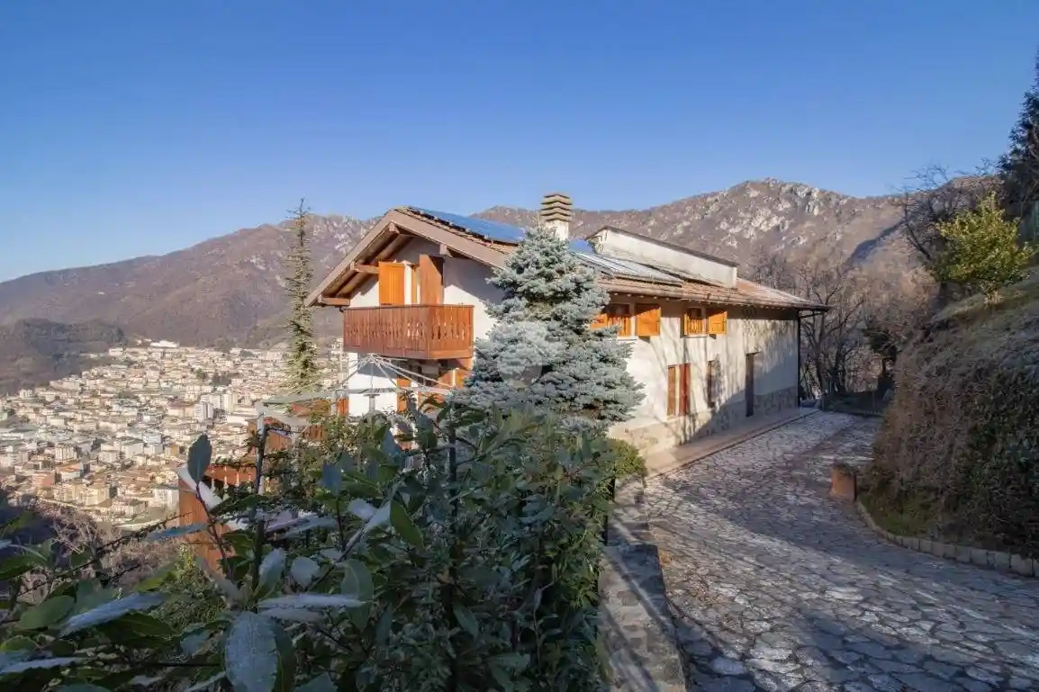 Villa in vendita a Lumezzane