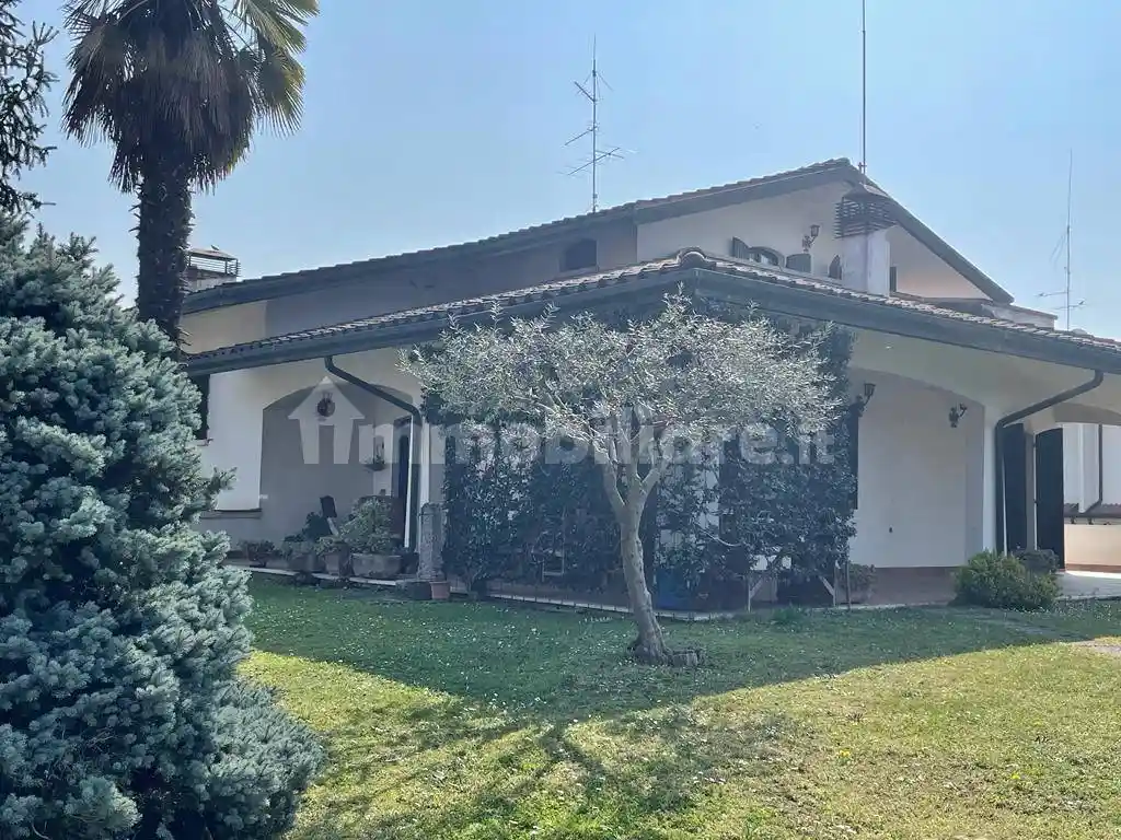 Villa in vendita a Belfiore