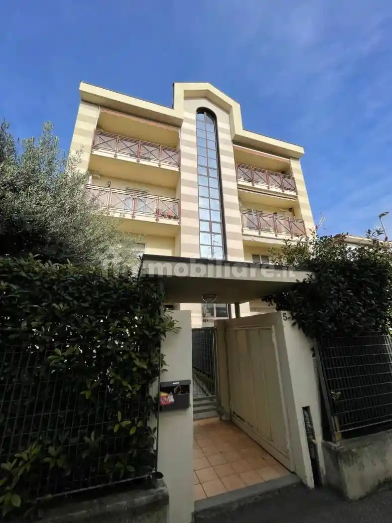 Appartamento in vendita a Vercelli