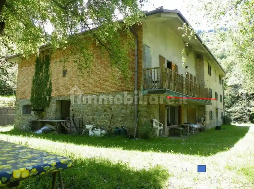 Casa indipendente in vendita a Lizzano in Belvedere
