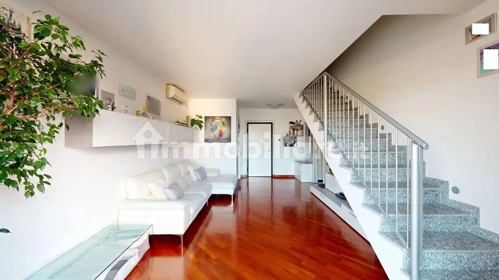 Appartamento in vendita a Bareggio