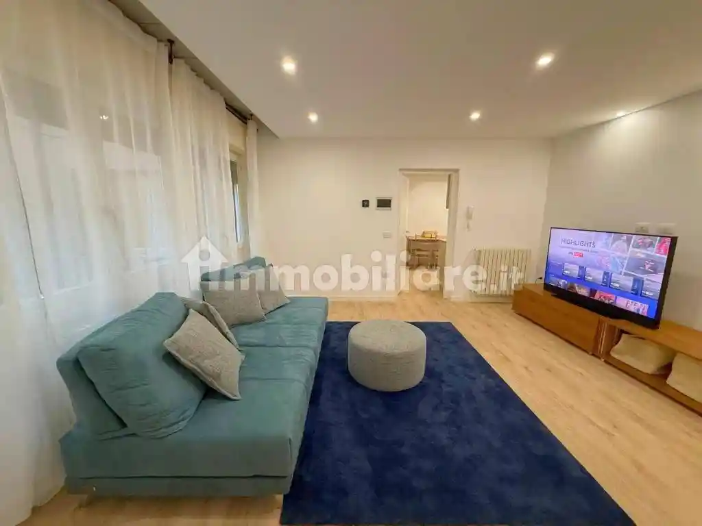 Appartamento in affitto a Lesa