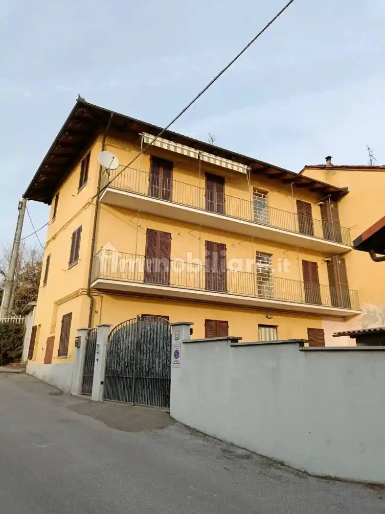 Casa indipendente in vendita a Canale