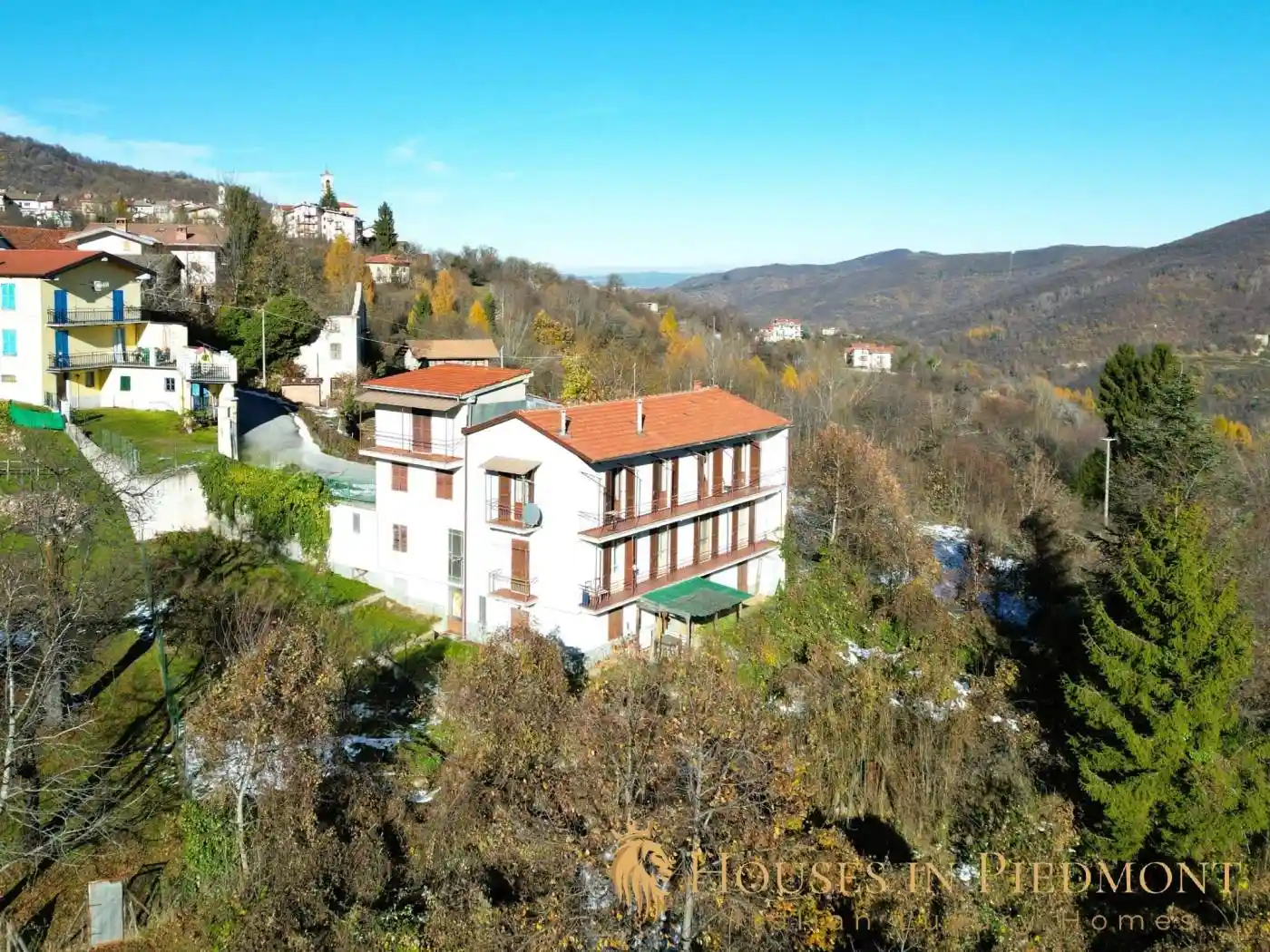 Villa in vendita a Viola