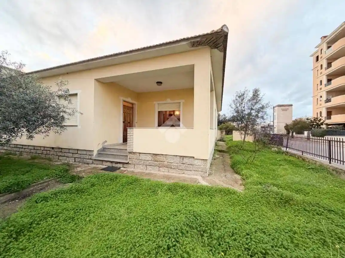 Casa indipendente in vendita a Olbia