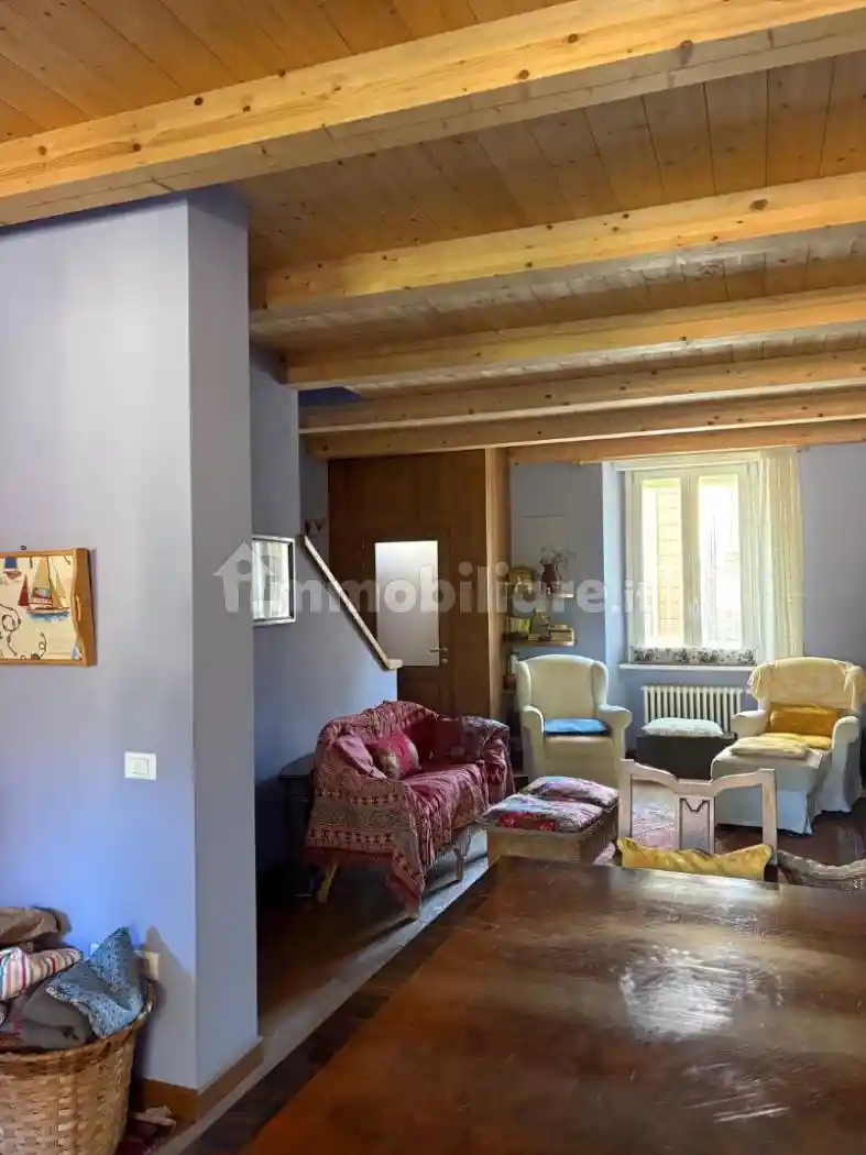 Casa indipendente in vendita a Fano