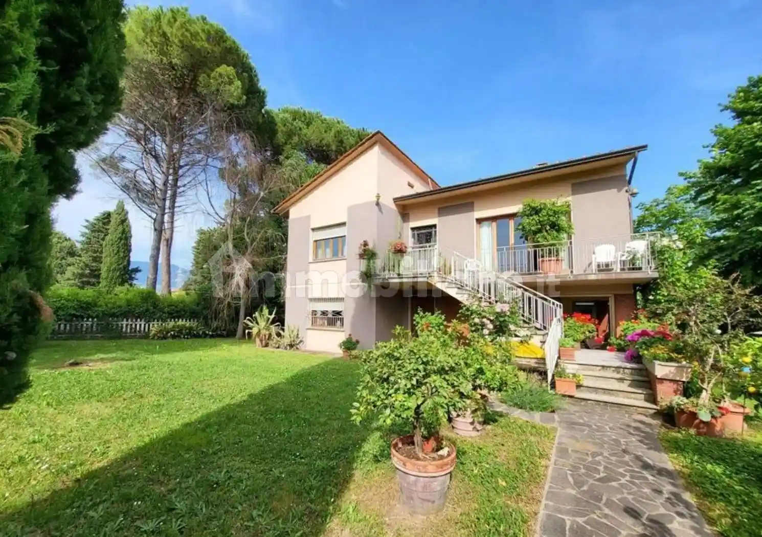 Villa in vendita a Lucca