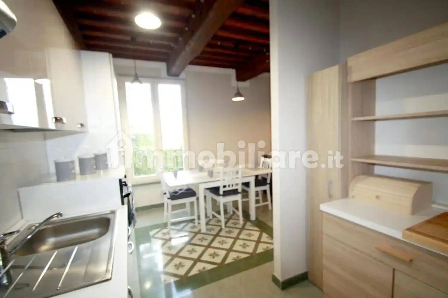 Appartamento in vendita a Lucca