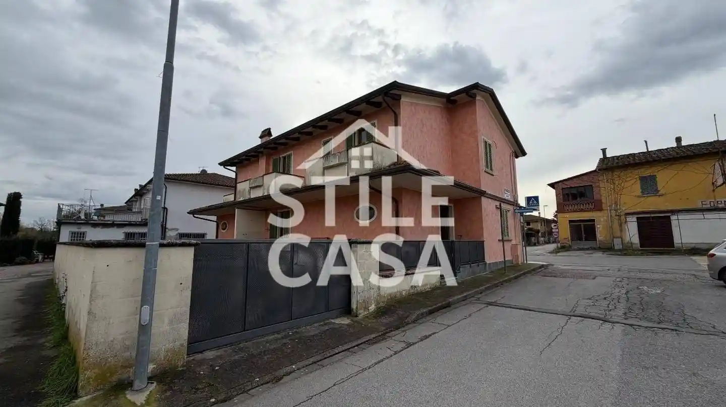 Casa indipendente in vendita a Fucecchio