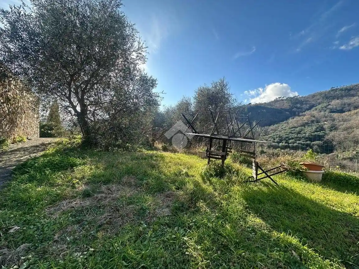 Appartamento in vendita a Calice Ligure