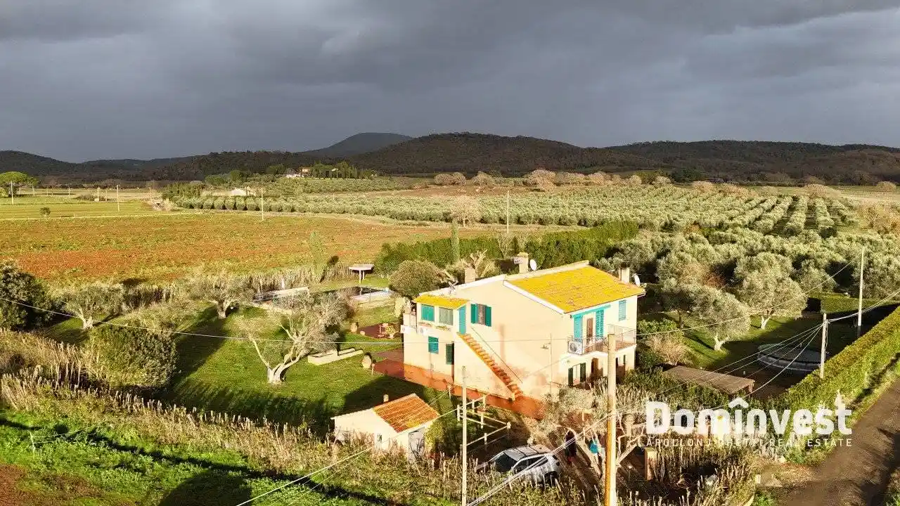 Rustico - Casale in vendita a Capalbio