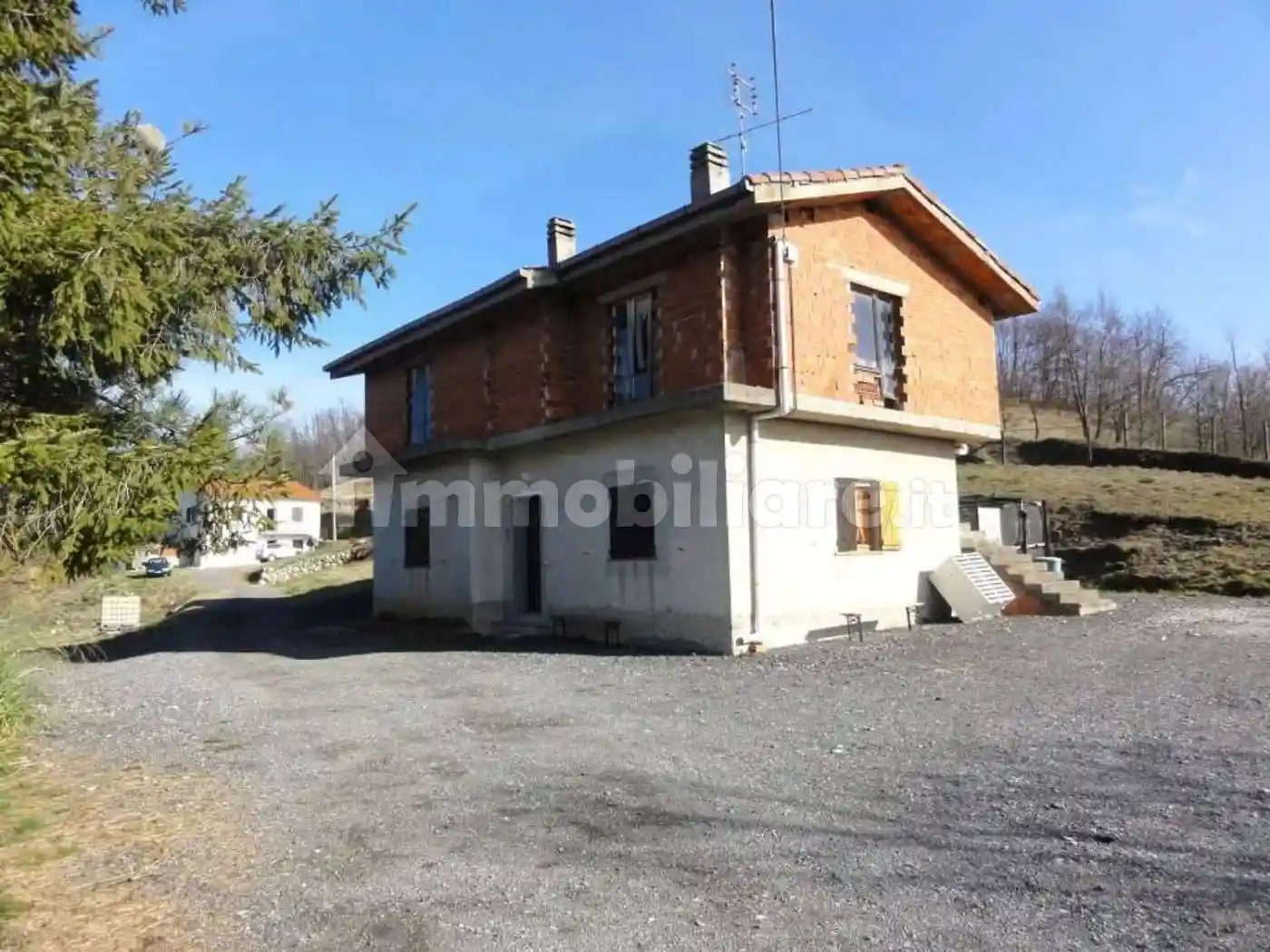 Villa in vendita a Dego