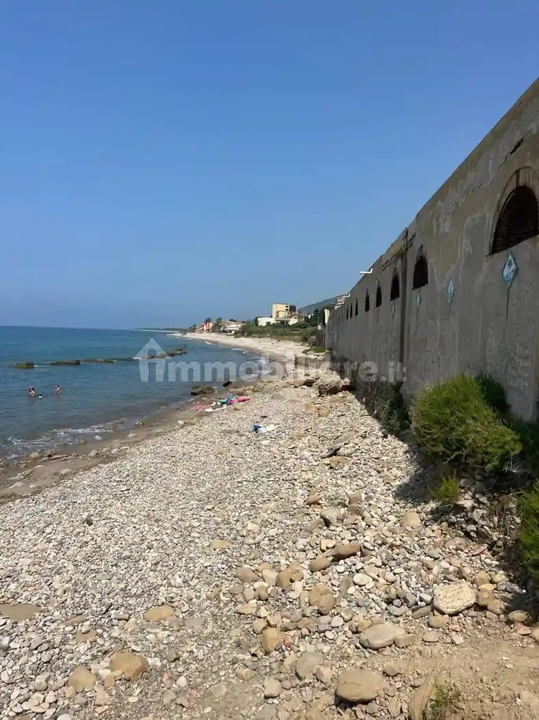 Villa in vendita a Santo Stefano di Camastra