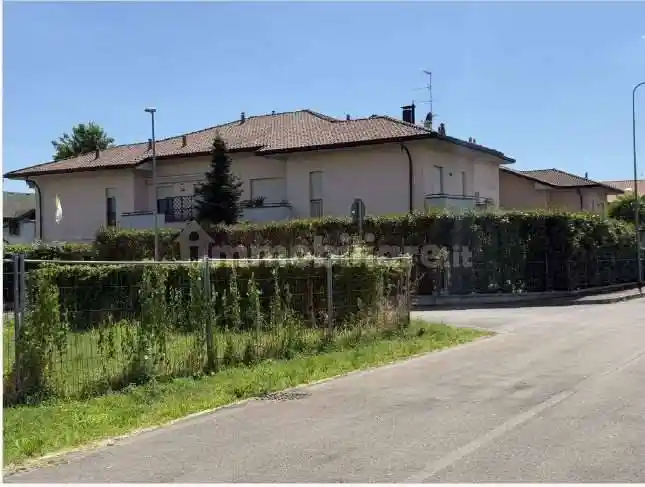 Appartamento in vendita a Dairago
