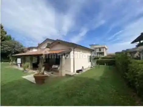 Villa in vendita a Desenzano del Garda