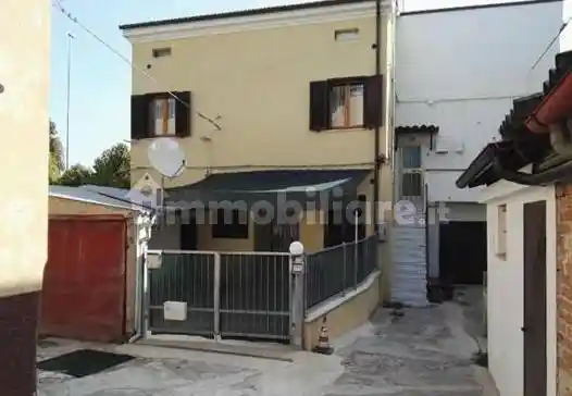 Casa indipendente in vendita a Jesi