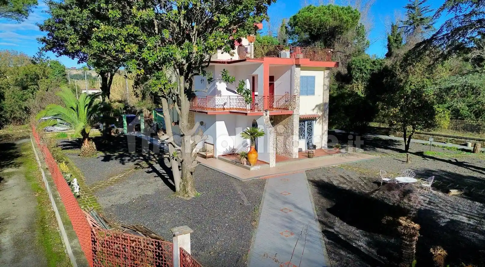 Villa in vendita a Giugliano in Campania