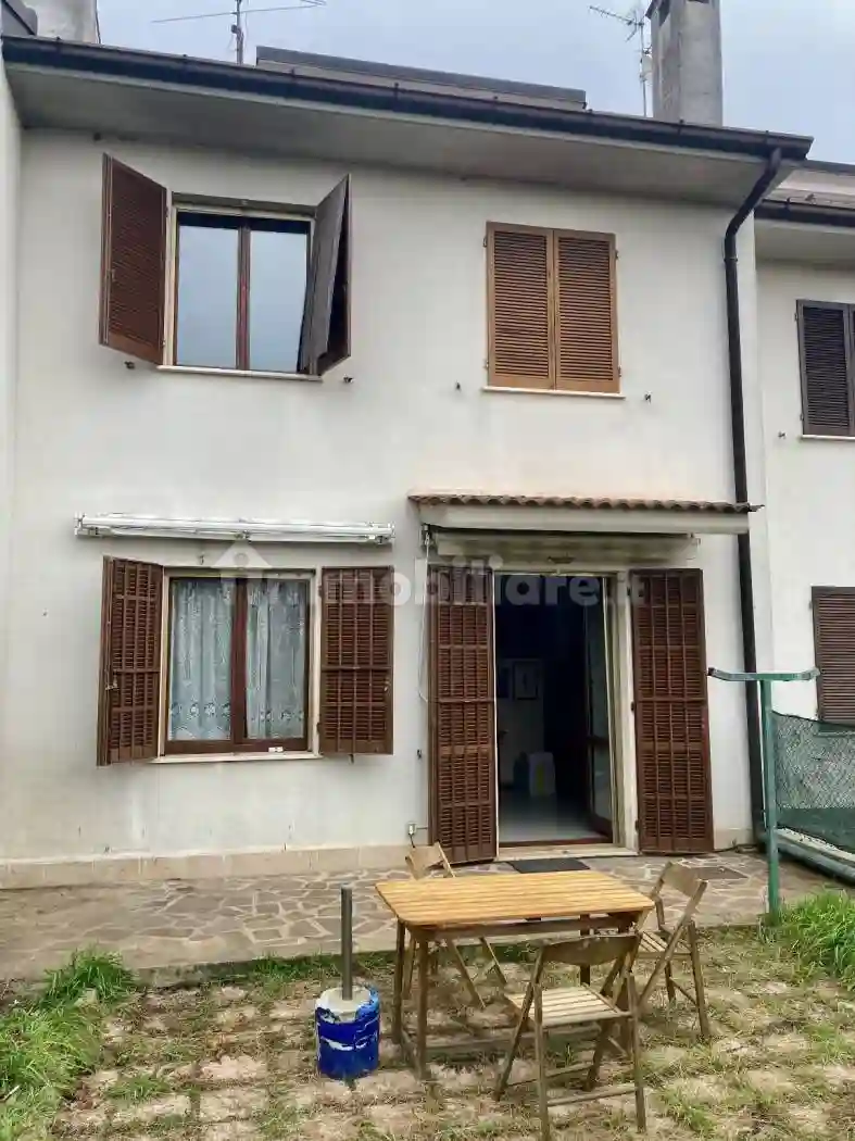 Villetta a schiera - foto 2