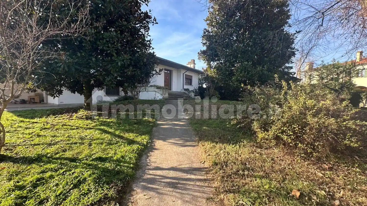 Villa in vendita a Nogara