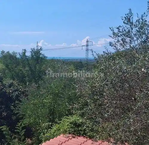 Casa indipendente in vendita a Sarzana