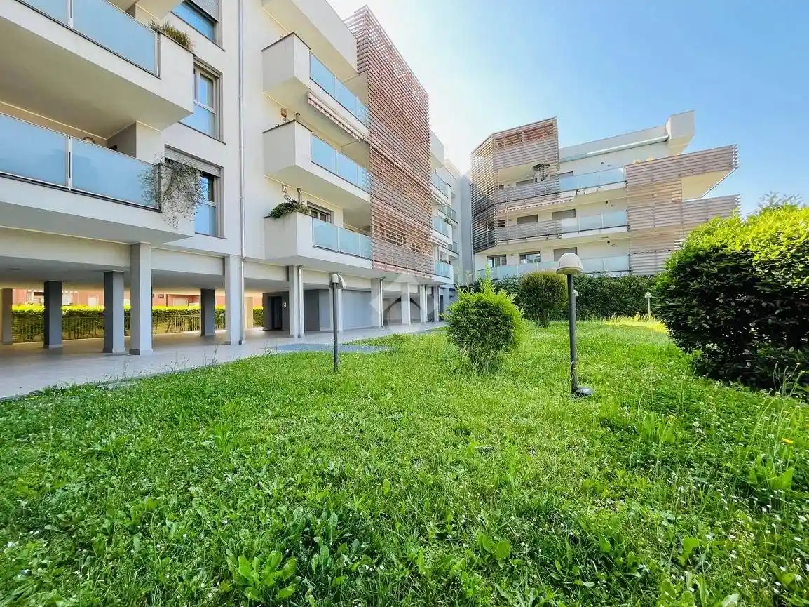 Appartamento in vendita a Nova Milanese